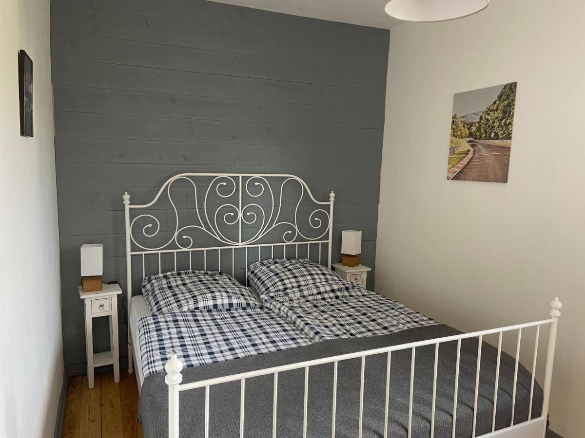 Ferienhaus Backesgarten Fuer 22 Personen Neichen Exterior photo