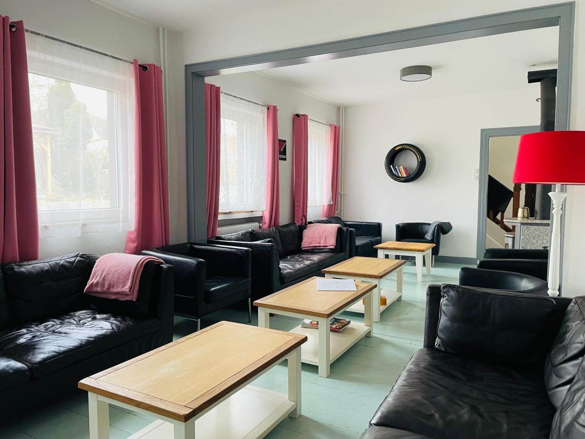 Ferienhaus Backesgarten Fuer 22 Personen Neichen Exterior photo